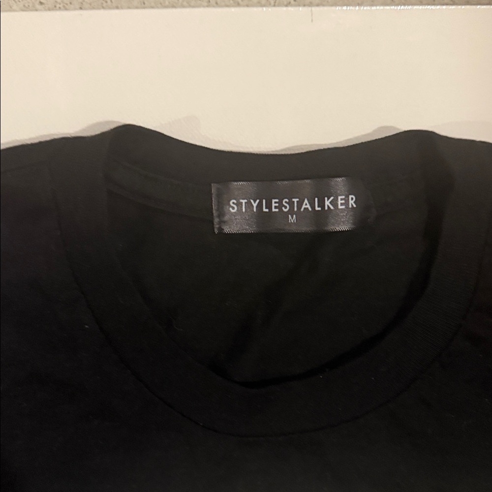 Stylestalker Black Tee - Picture 2 of 3